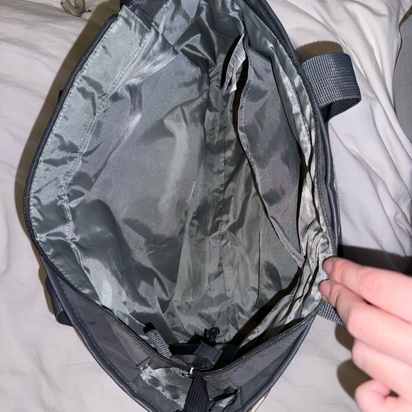 Diaper bag - Picture 5 of 5